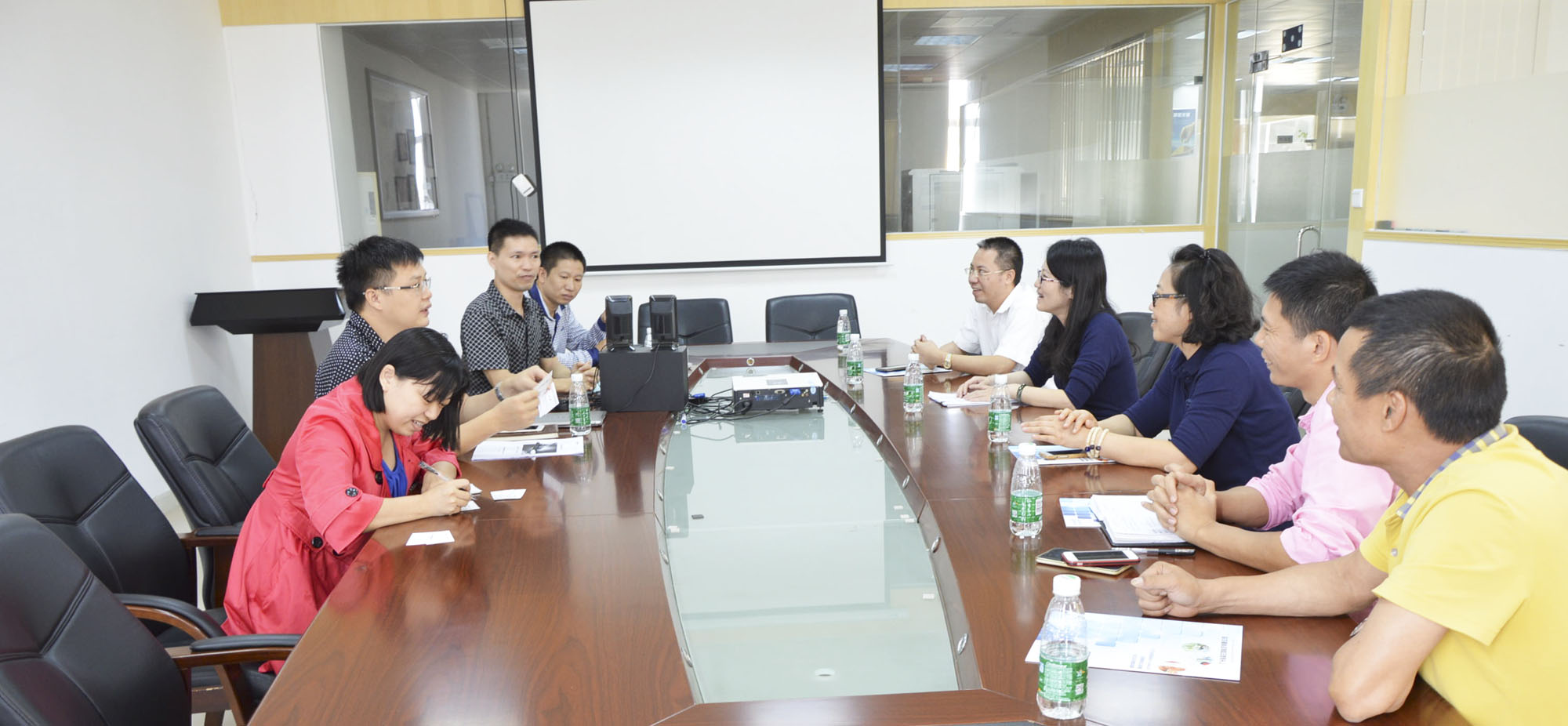 廣州市番禺區大龍街道辦事處主任蒞臨我司參觀(guān)考察